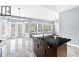4 CLAIRFIELDS Drive - 19