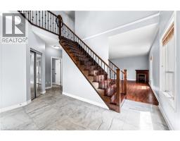 4 CLAIRFIELDS Drive - 9
