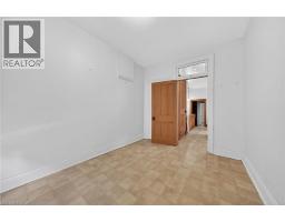 16 MULBERRY Street - 32