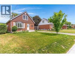 66 SHERWOOD Avenue - 2