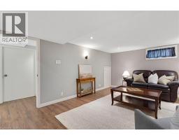 66 SHERWOOD Avenue - 32