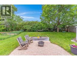 66 SHERWOOD Avenue - 42