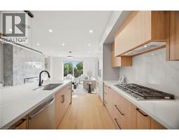 1230 ALEXANDRA Avenue - 12