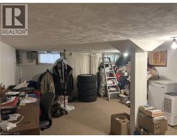 100 - 102 STANLEY Street - 14