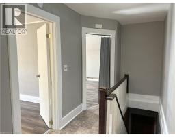 100 - 102 STANLEY Street - 32