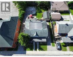 100 - 102 STANLEY Street - 44