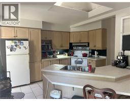 100 - 102 STANLEY Street - 8