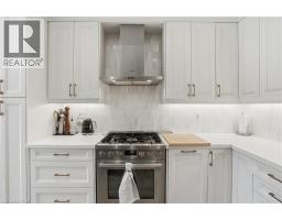 39 BELLHOUSE Avenue - 11