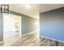 121 UNIVERSITY Avenue E UnitNo. 102 - 6
