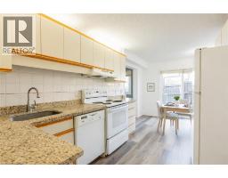 121 UNIVERSITY Avenue E UnitNo. 102 - 8