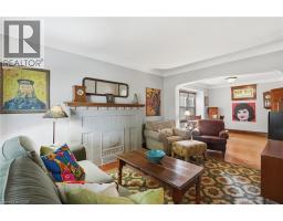 16 CONNAUGHT Avenue N - 10