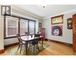 16 CONNAUGHT Avenue N - 17