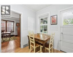16 CONNAUGHT Avenue N - 24