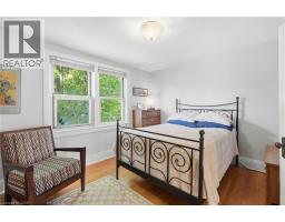 16 CONNAUGHT Avenue N - 26