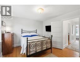 16 CONNAUGHT Avenue N - 27