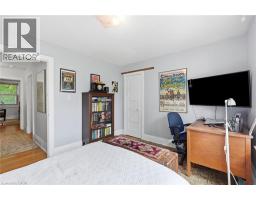 16 CONNAUGHT Avenue N - 34