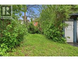 16 CONNAUGHT Avenue N - 43