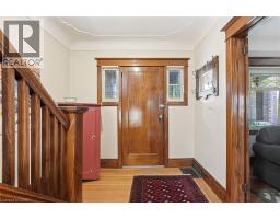 16 CONNAUGHT Avenue N - 8