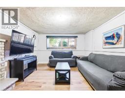 2231 SANDRINGHAM Drive - 21
