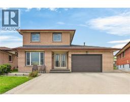34 CAPRI Crescent - 1