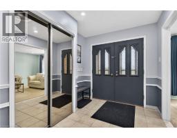 34 CAPRI Crescent - 14
