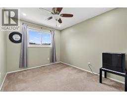 34 CAPRI Crescent - 35