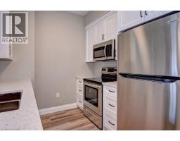 33 MURRAY Court UnitNo. 2 - 16