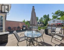 236 KINGSWOOD Drive UnitNo. 8 - 21