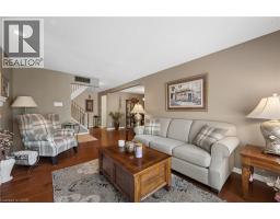 236 KINGSWOOD Drive UnitNo. 8 - 26