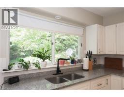 835 N YORK Avenue N - 15