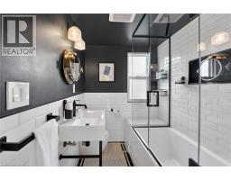 26 CAMPBELL Avenue - 23