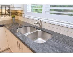 26 KIRKLAND Avenue - 18