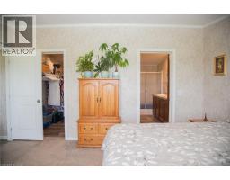 26 HICKORY HOLLOW Hollow - 26