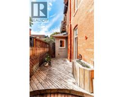 270 QUEEN Street S - 10