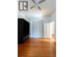 270 QUEEN Street S - 13