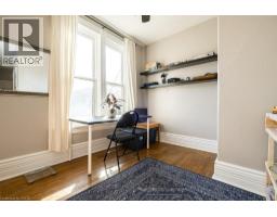 270 QUEEN Street S - 31