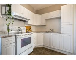 270 QUEEN Street S - 36