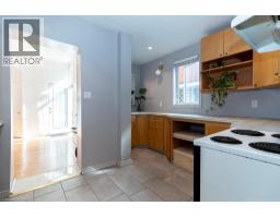 270 QUEEN Street S - 4