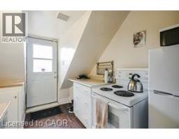 270 QUEEN Street S - 41
