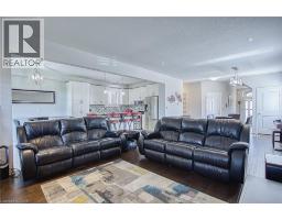 17 NARBONNE Crescent - 14