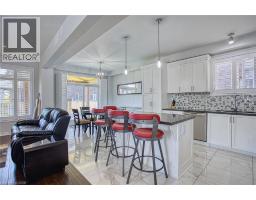17 NARBONNE Crescent - 15
