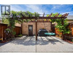 206 SPRINGSTEAD Avenue - 35