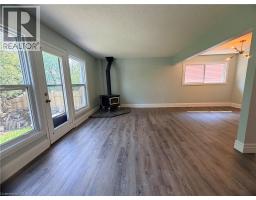 34 WOODRIDGE Drive - 10