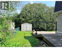 34 WOODRIDGE Drive - 23