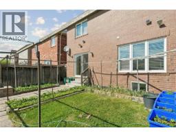 10 KLEMSCOTT Road - 35