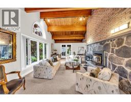 2360 8 Side Road - 13