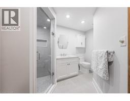 33 GOLFVIEW Crescent - 34
