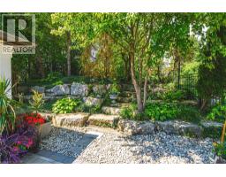 33 GOLFVIEW Crescent - 41