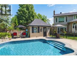 33 GOLFVIEW Crescent - 44