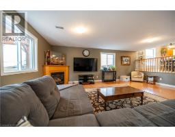 12 STIEFELMEYER Crescent - 22